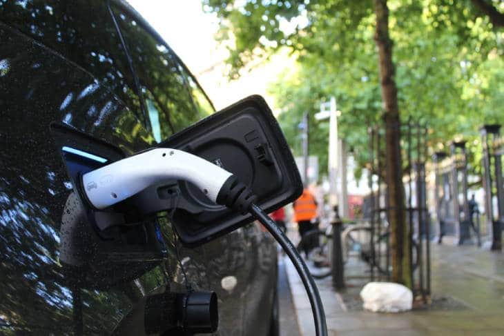 L’avenir des véhicules électriques : trois points à régler